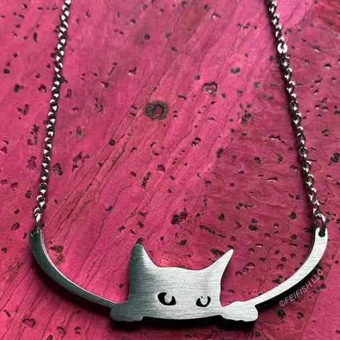 Peeking Cat Necklace